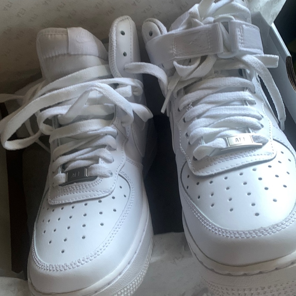 Kids hightop Air Force ones